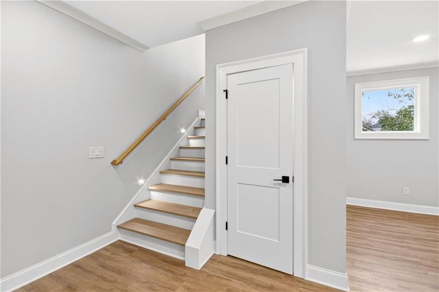 Spacious, unfurnished interior of a new home in , Atlanta (Image 47). Spacious, unfurnished interior of a new home in , Atlanta (Image 47).