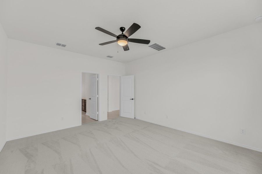 Spacious, unfurnished interior of a new home in Salerno - Classic Collection, Round Rock (Image 30). Spacious, unfurnished interior of a new home in Salerno - Classic Collection, Round Rock (Image 30).