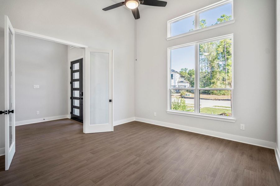 Spacious, unfurnished interior of a new home in Artavia 70′ Lots, Conroe (Image 21).