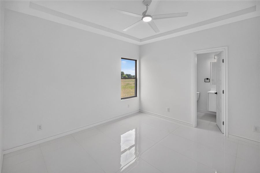 Spacious, unfurnished interior of a new home in , Donna (Image 12).