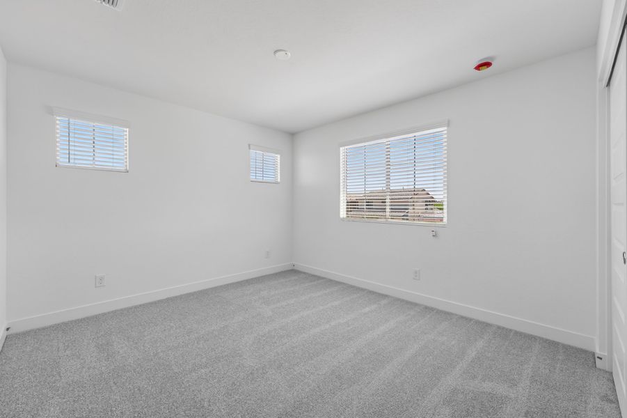 Spacious, unfurnished interior of a new home in La Mira, Mesa (Image 16). Spacious, unfurnished interior of a new home in La Mira, Mesa (Image 16).