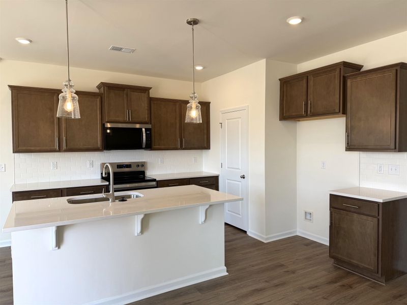 Furnished interior view inside a new home in King Farm Estates, Aynor (Image 4).