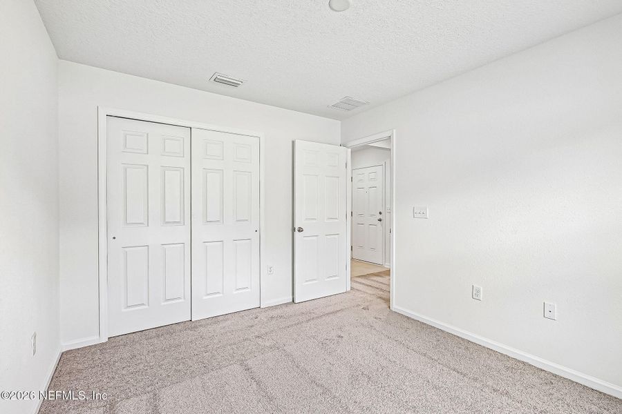 Spacious, unfurnished interior of a new home in , Jacksonville (Image 24).