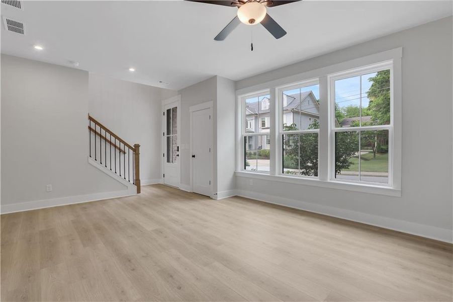 Spacious, unfurnished interior of a new home in The Groves at Myrtle, Roswell (Image 20). Spacious, unfurnished interior of a new home in The Groves at Myrtle, Roswell (Image 20).