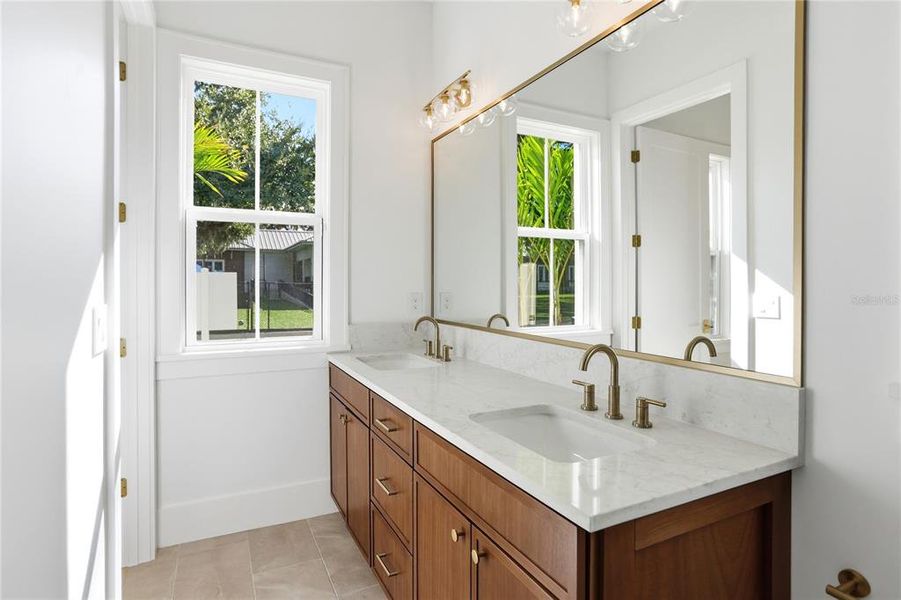 Furnished interior view inside a new home in , Winter Garden (Image 5).
