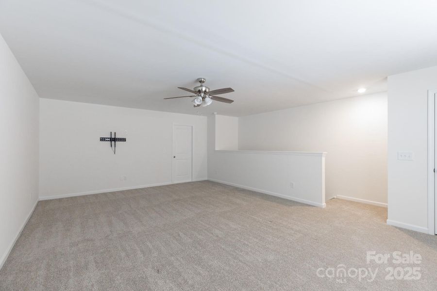 Spacious, unfurnished interior of a new home in , Rock Hill (Image 23).