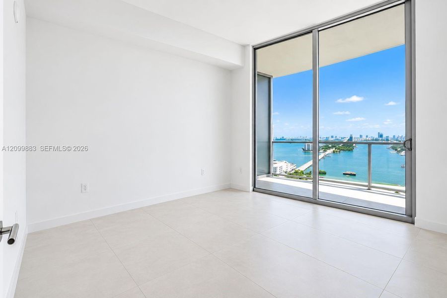 Spacious, unfurnished interior of a new home in , Miami (Image 12).
