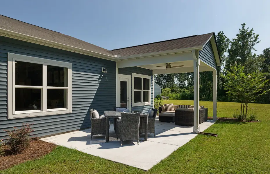 Exterior details and patio area of a home in Crescent Cove, Myrtle Beach (Image 3).