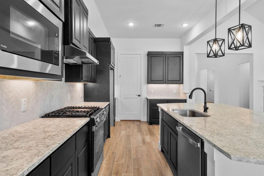 Furnished interior view inside a new home in Jordan Ranch, Fulshear (Image 11).
