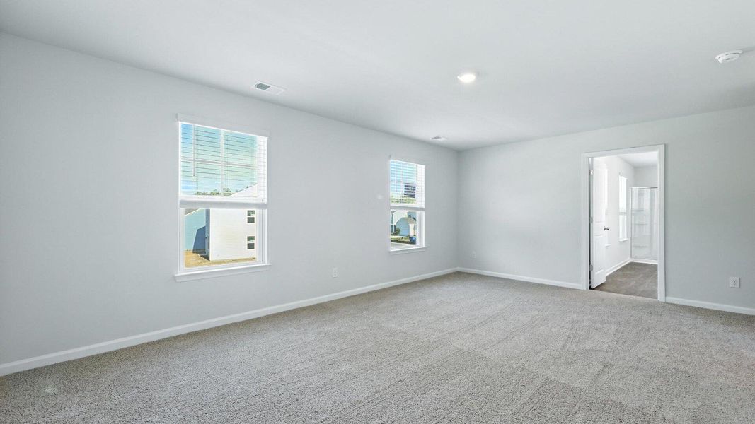 Spacious, unfurnished interior of a new home in The Ranch, Holly Hill (Image 26).