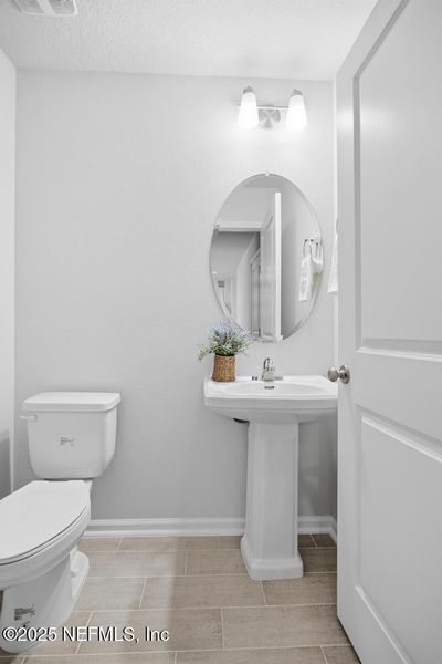 Furnished interior view inside a new home in Kings Landing, Jacksonville (Image 31). Furnished interior view inside a new home in Kings Landing, Jacksonville (Image 31).