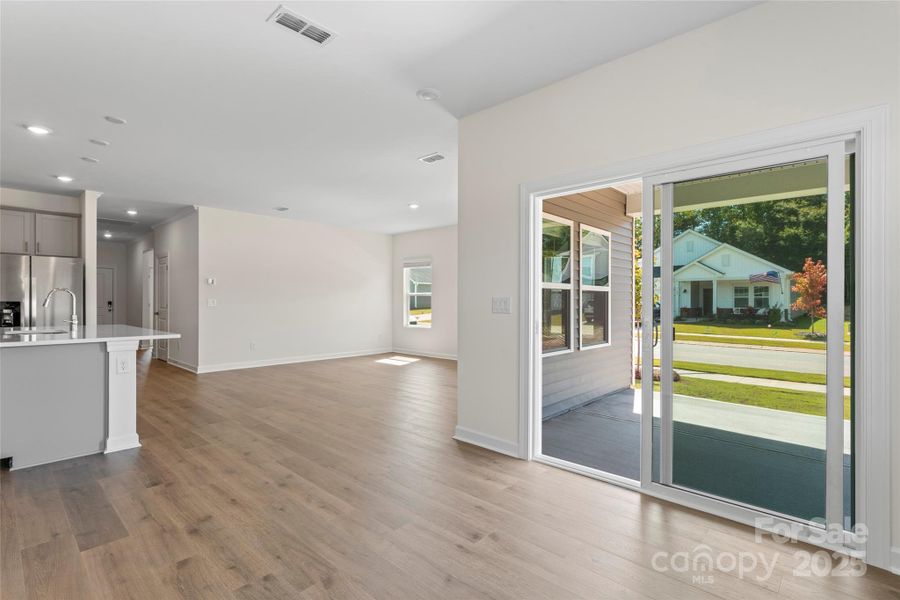 Spacious, unfurnished interior of a new home in Oxford Station, Salisbury (Image 35). Spacious, unfurnished interior of a new home in Oxford Station, Salisbury (Image 35).