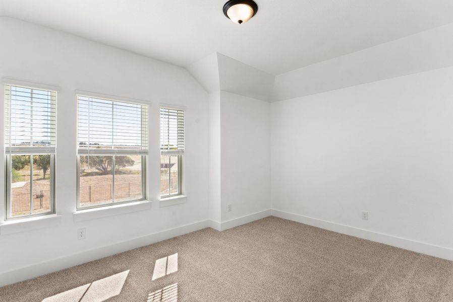 Spacious, unfurnished interior of a new home in Parkside on the River, Georgetown (Image 23).