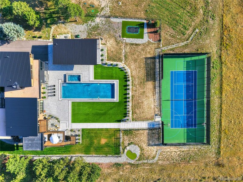 2D floor plan layout of this home in , Parker, CO (Image 3).