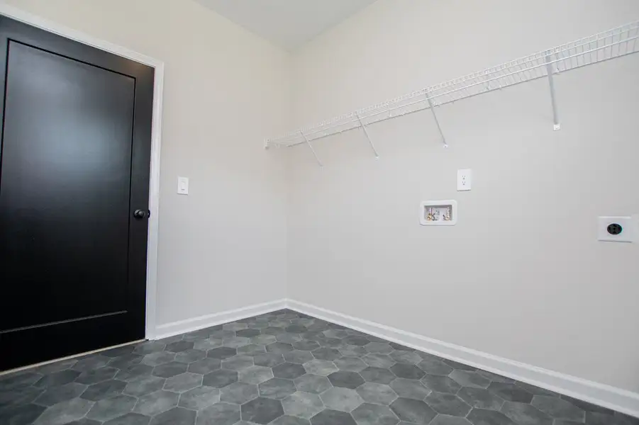 Spacious, unfurnished interior of a new home in WOODMONT RESERVE, Roopville (Image 25).