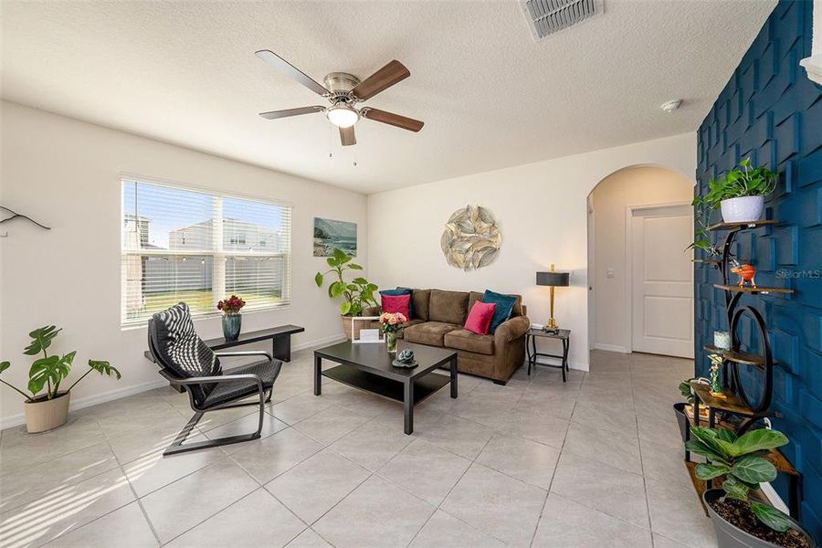 Furnished interior view inside a new home in , Wesley Chapel (Image 11).
