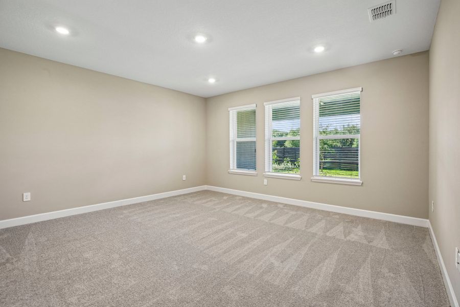 Spacious, unfurnished interior of a new home in Firethorn, Parrish (Image 14).
