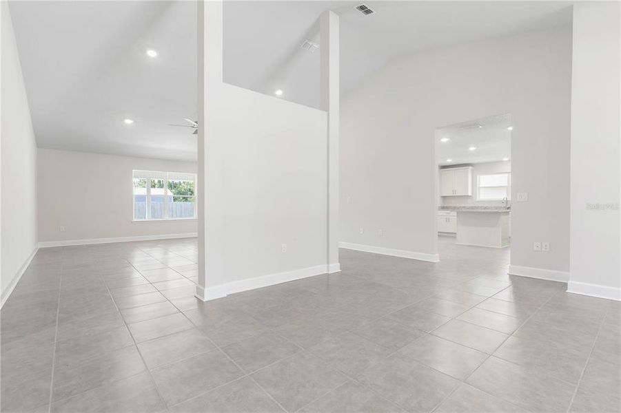 Spacious, unfurnished interior of a new home in Palm Coast, Palm Coast (Image 14).