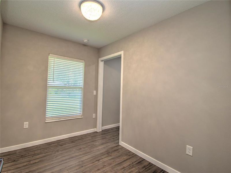 Spacious, unfurnished interior of a new home in , Anthony (Image 22).