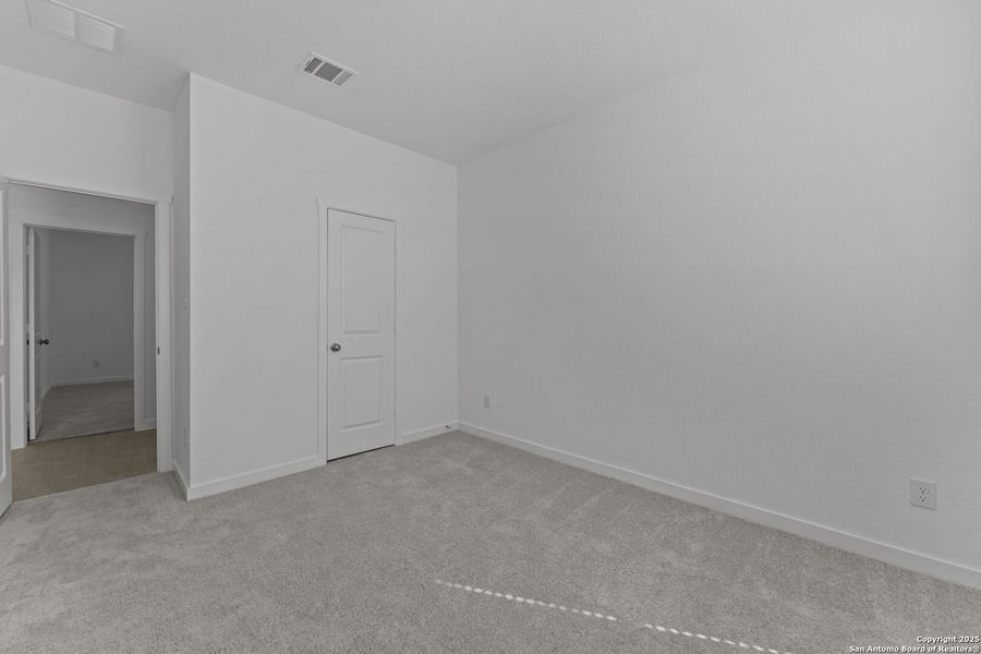 Spacious, unfurnished interior of a new home in Waterwheel: Coastline Collection, San Antonio (Image 19).