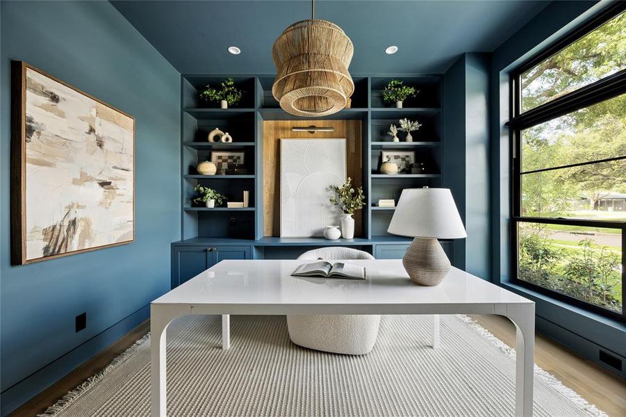 Furnished interior view inside a new home in , Dallas (Image 14). Furnished interior view inside a new home in , Dallas (Image 14).