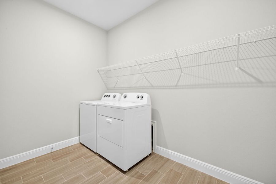 Image 19 of a home in Windwater.