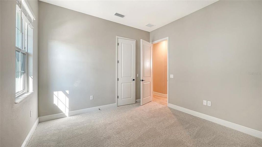 Spacious, unfurnished interior of a new home in Wildleaf, Parrish (Image 40).