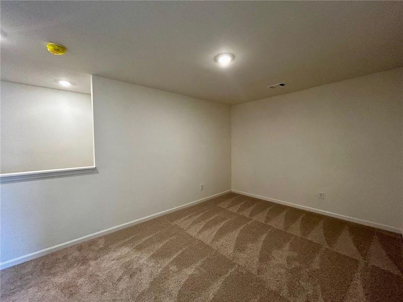 Spacious, unfurnished interior of a new home in Shoals Crossing, Conyers (Image 30). Spacious, unfurnished interior of a new home in Shoals Crossing, Conyers (Image 30).