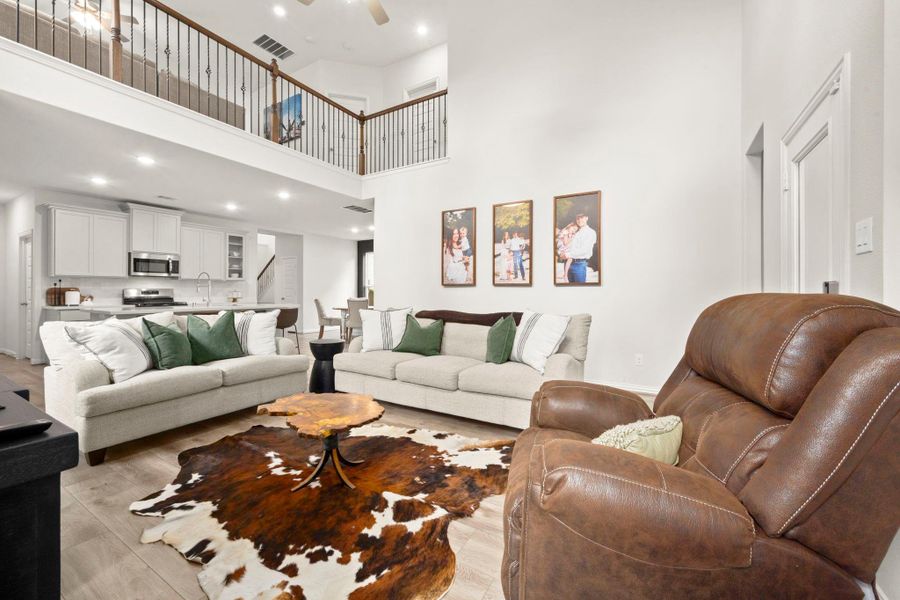 Furnished interior view inside a new home in , Conroe (Image 9). Furnished interior view inside a new home in , Conroe (Image 9).