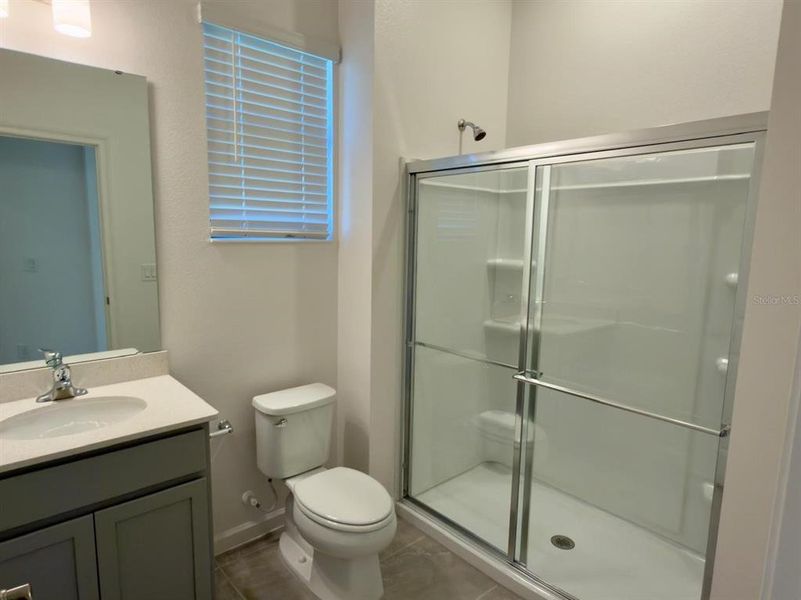 Furnished interior view inside a new home in , Orlando (Image 11).