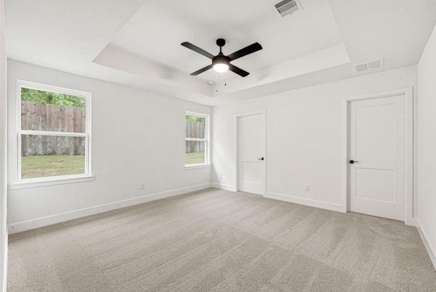 Spacious, unfurnished interior of a new home in Bayou Maison, Dickinson (Image 11). Spacious, unfurnished interior of a new home in Bayou Maison, Dickinson (Image 11).