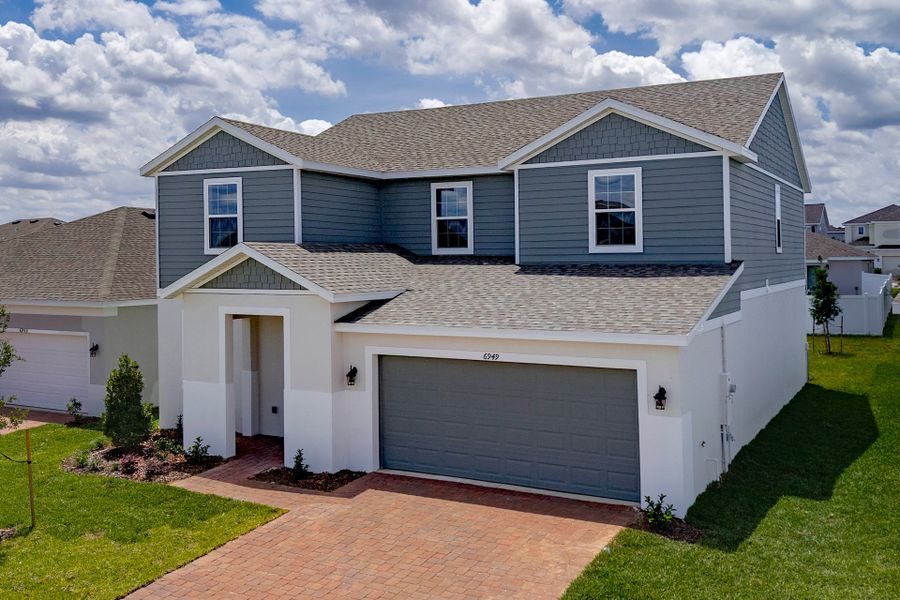 Front Exterior View of a Modern Central Florida Home