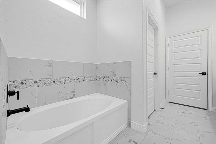 Furnished interior view inside a new home in , Anahuac (Image 8). Furnished interior view inside a new home in , Anahuac (Image 8).