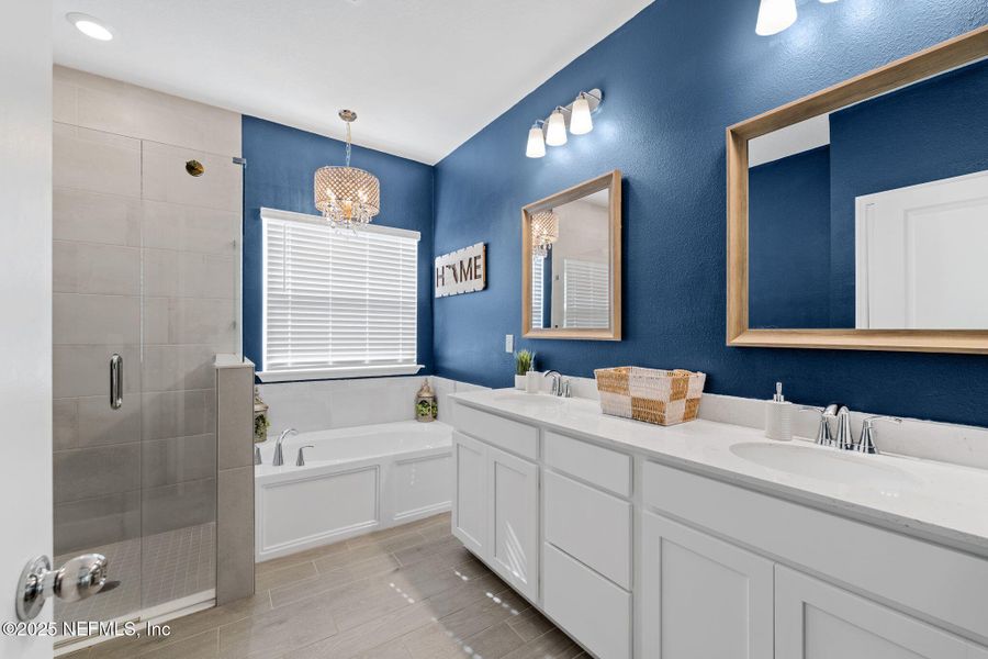 Furnished interior view inside a new home in , St. Augustine (Image 7).