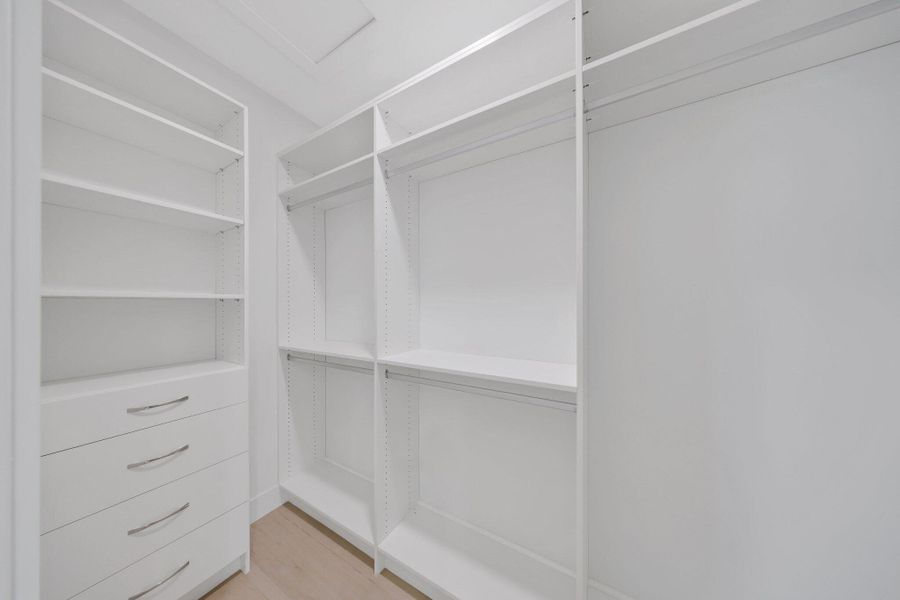 Spacious, unfurnished interior of a new home in , Jupiter (Image 41).