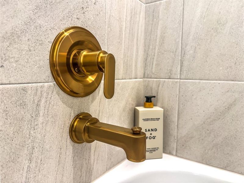 Image 41 of a home in Gray Hawk at Hole Two.