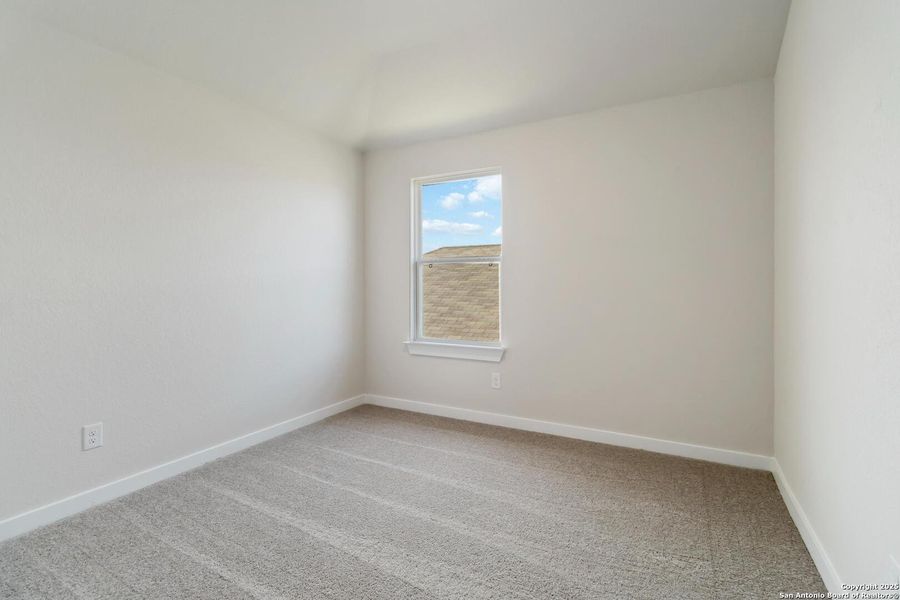 Spacious, unfurnished interior of a new home in Willow Point, San Antonio (Image 17). Spacious, unfurnished interior of a new home in Willow Point, San Antonio (Image 17).