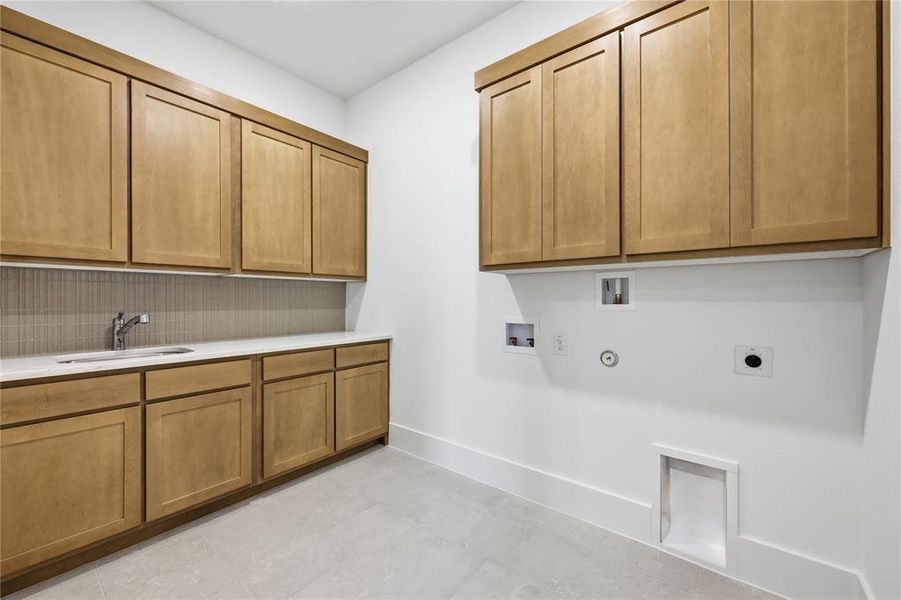 Furnished interior view inside a new home in The Grove, North Richland Hills (Image 15).