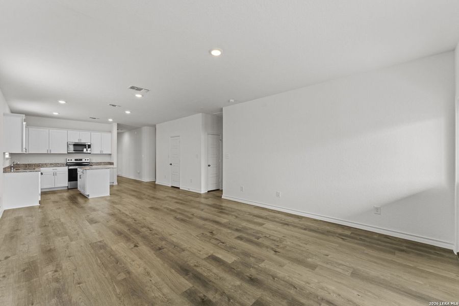 Spacious, unfurnished interior of a new home in Dove Song, Marion (Image 29).