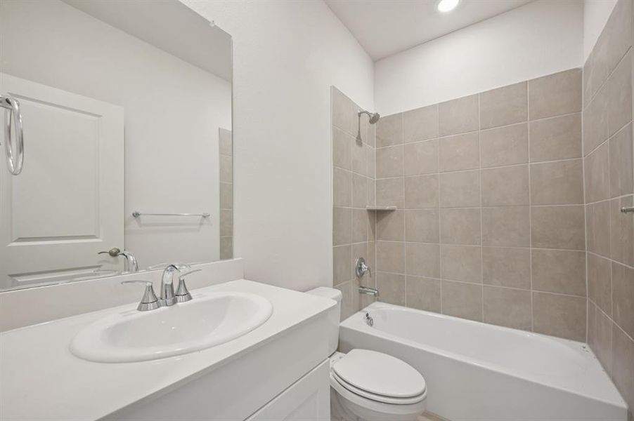 Furnished interior view inside a new home in Lakehaven - Premier Series, Farmersville (Image 9).