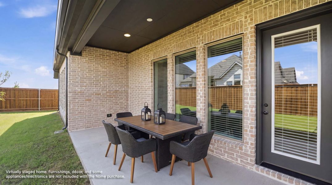 Representative exterior details of a home built from the 2695W by Perry Homes in Talon Hills, Fort Worth (Image 3). Representative exterior details of a home built from the 2695W by Perry Homes in Talon Hills, Fort Worth (Image 3).