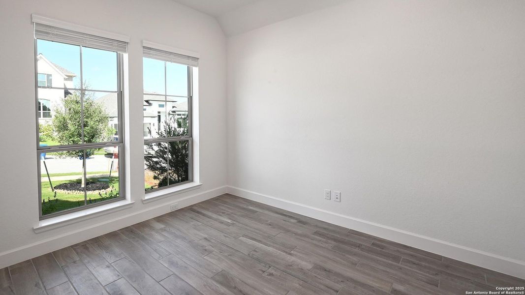 Spacious, unfurnished interior of a new home in Johnson Ranch 55', Bulverde (Image 21). Spacious, unfurnished interior of a new home in Johnson Ranch 55', Bulverde (Image 21).