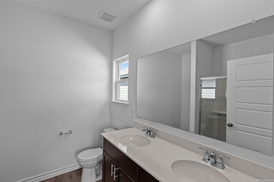 Furnished interior view inside a new home in Cinco Lakes, San Antonio (Image 5). Furnished interior view inside a new home in Cinco Lakes, San Antonio (Image 5).