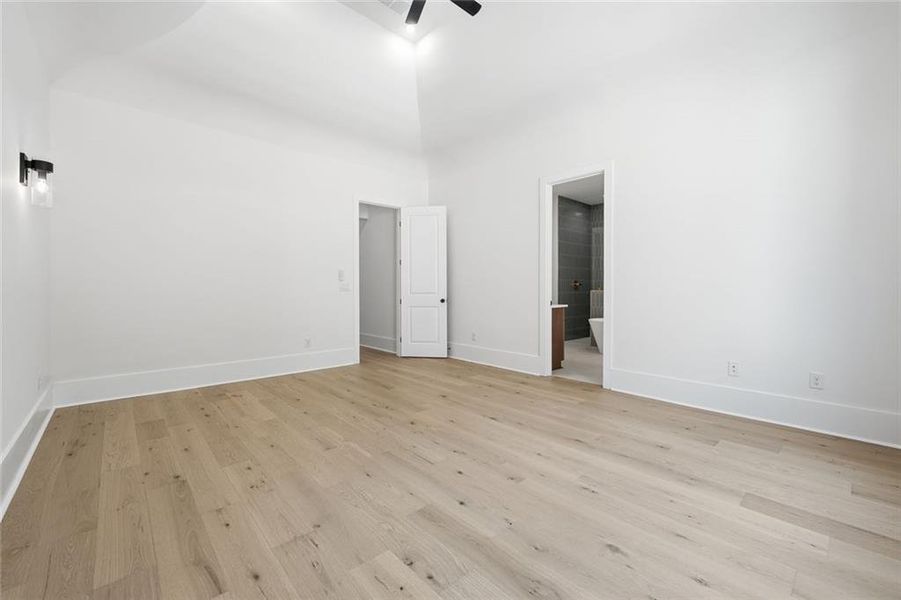 Spacious, unfurnished interior of a new home in , Clermont (Image 33). Spacious, unfurnished interior of a new home in , Clermont (Image 33).