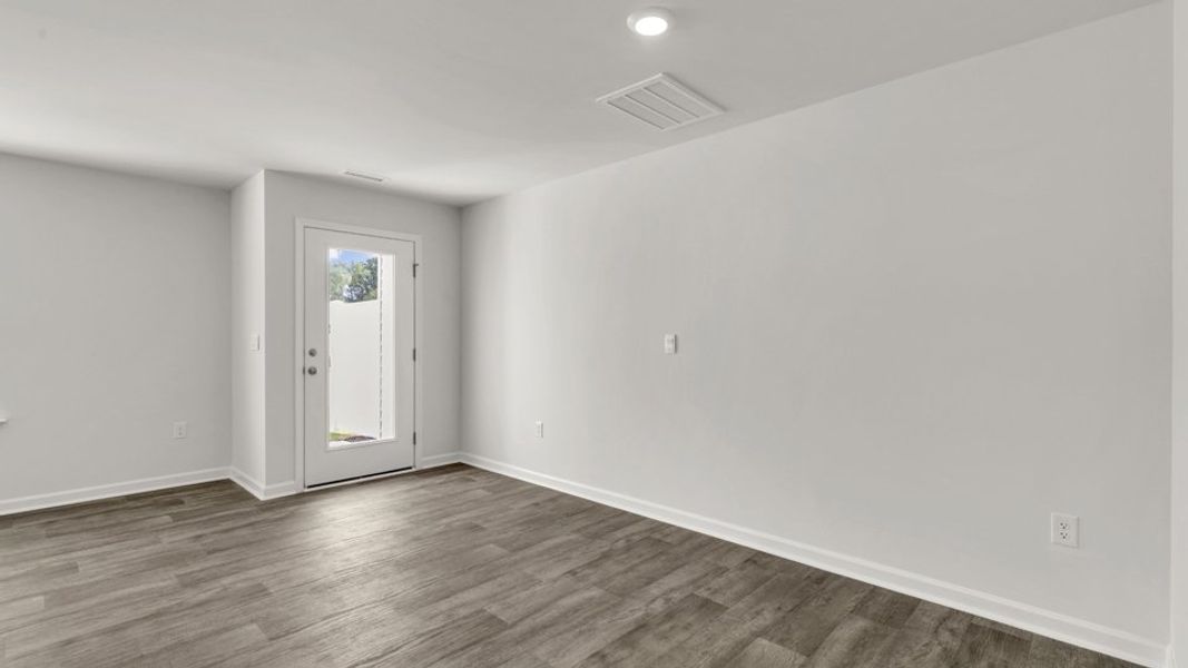 Spacious, unfurnished interior of a new home in The Townes at Wilson's Ridge, Smithfield (Image 13).