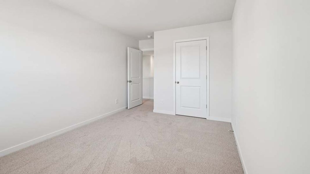 Spacious, unfurnished interior of a new home in Providence Walk, Hendersonville (Image 19).