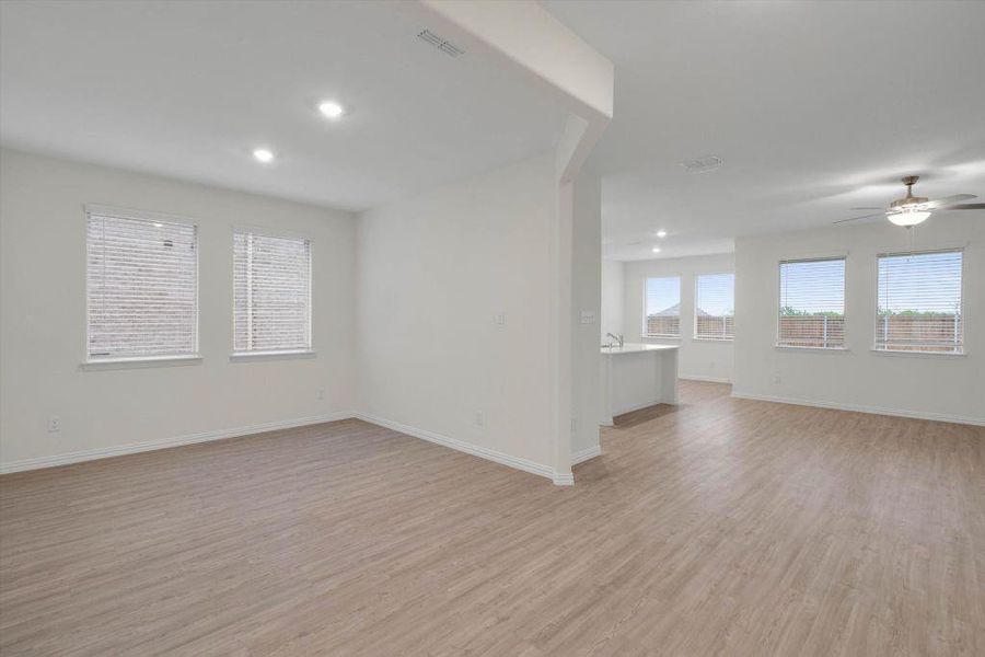 Spacious, unfurnished interior of a new home in , Anna (Image 21).