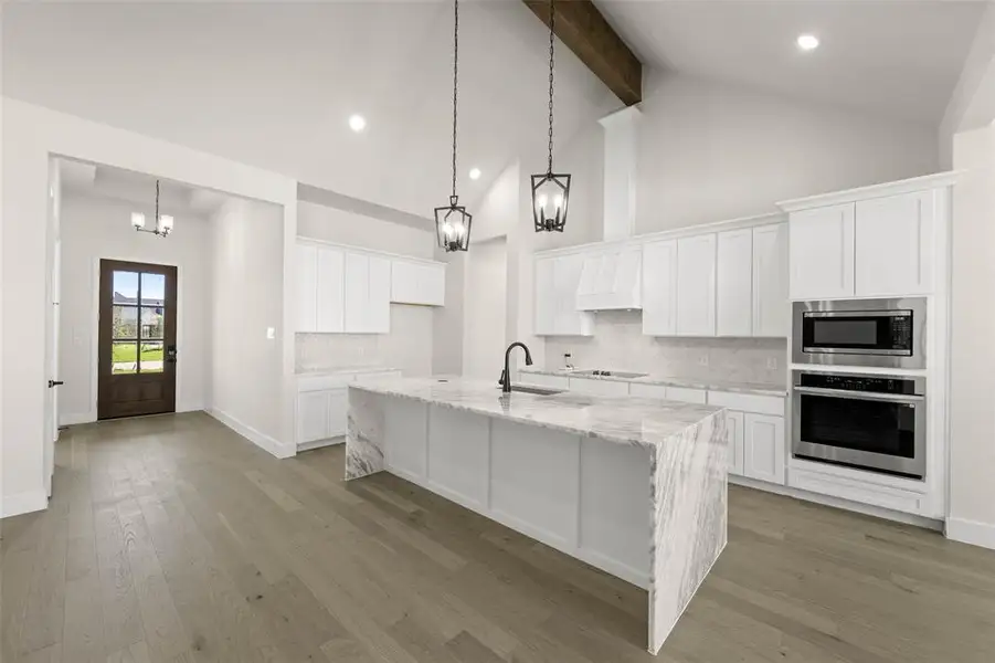 270 Maci- Kitchen-2 270 Maci- Kitchen-2