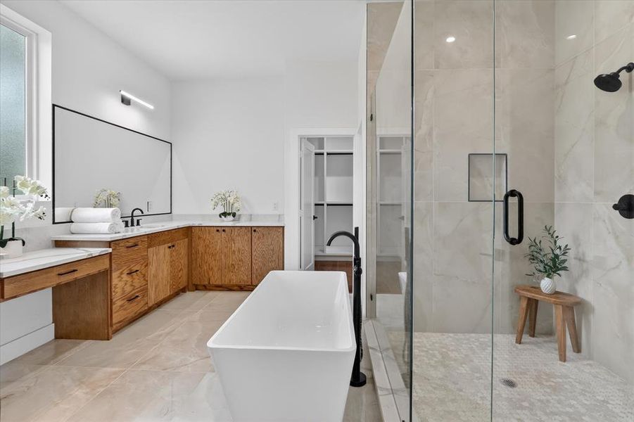 Furnished interior view inside a new home in , Dallas (Image 37).
