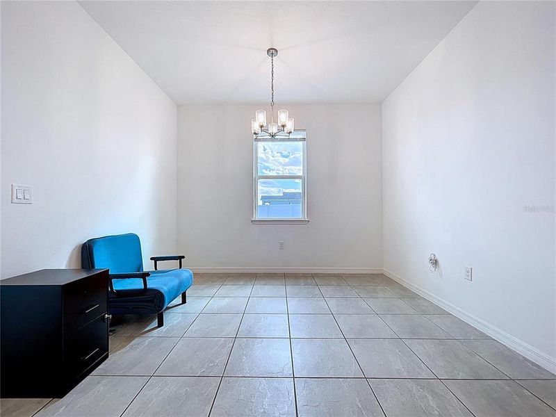 Spacious, unfurnished interior of a new home in Covered Bridge at Liberty Bluff, Haines City (Image 25).
